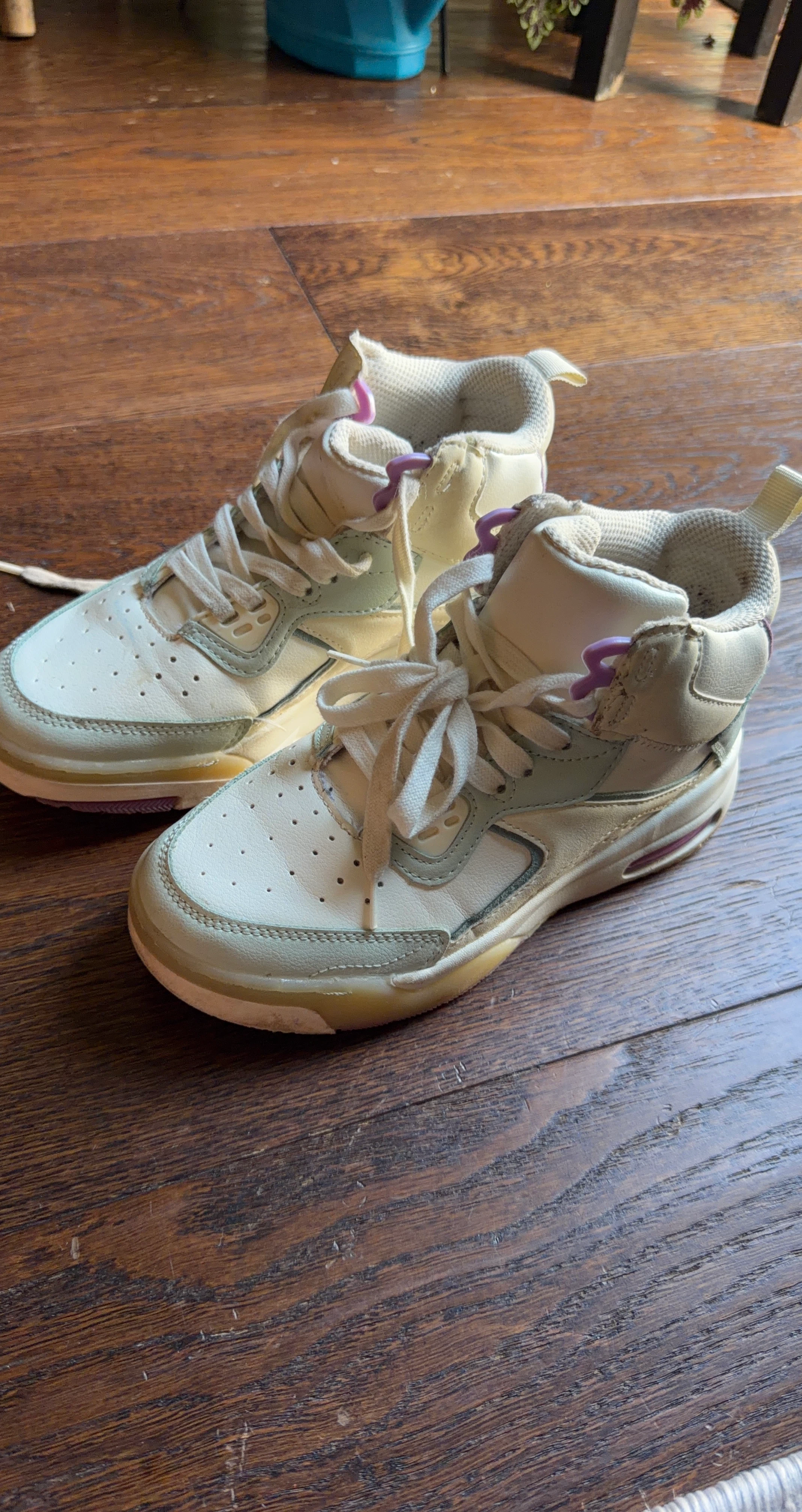 Zara Vision Mid Sneakers