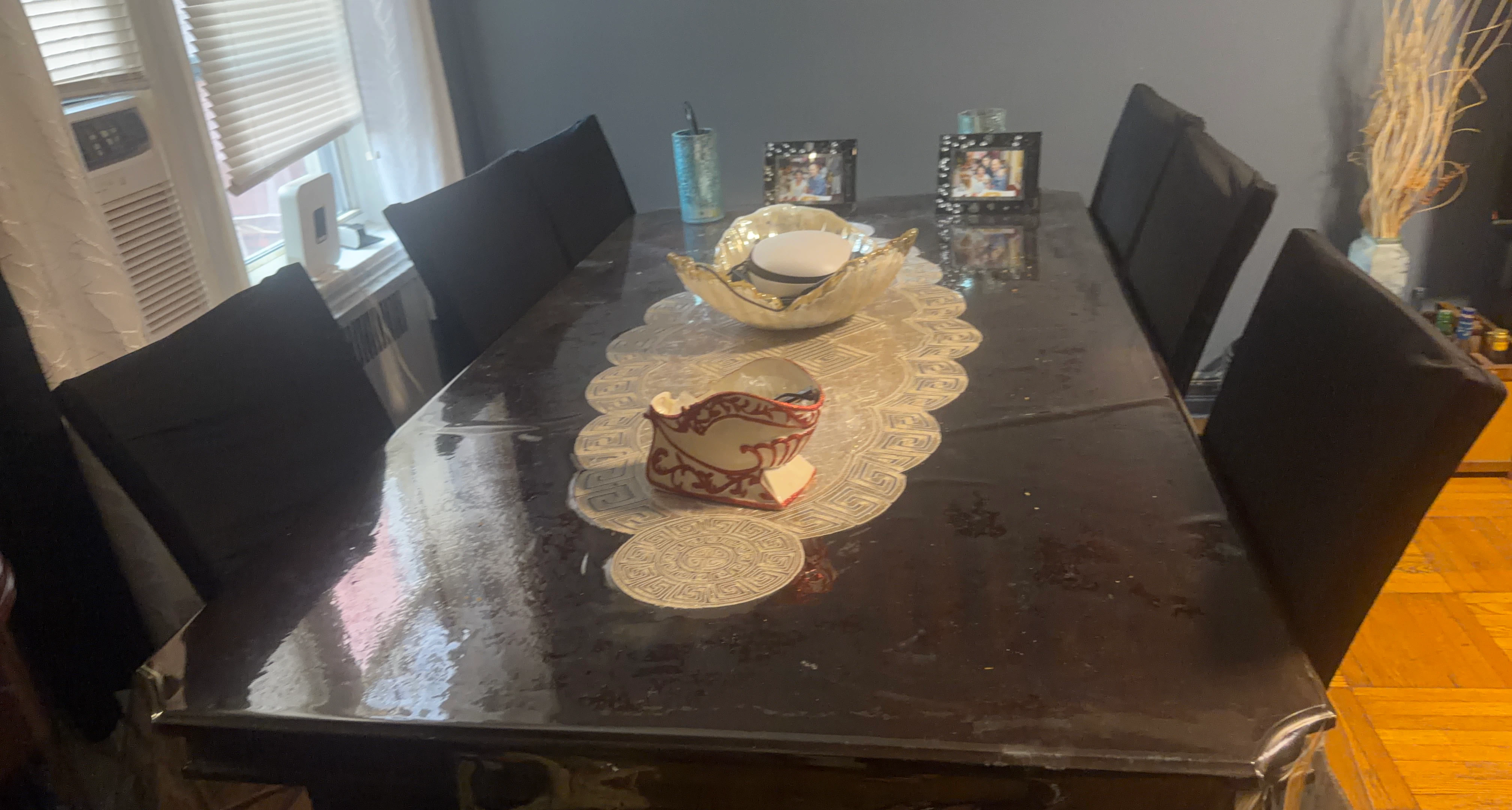 Dining Table with 6 Chairs