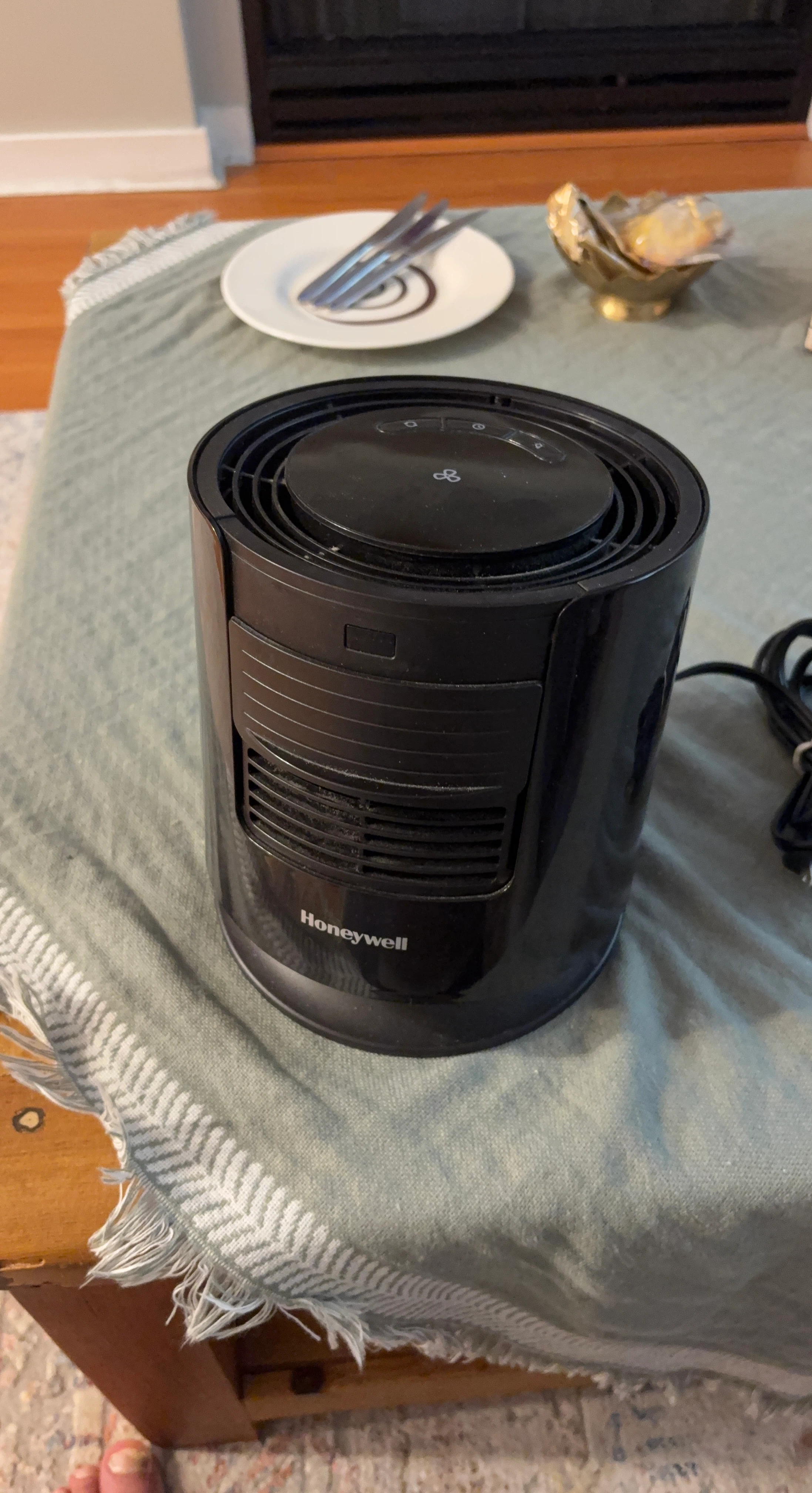 Honeywell Personal Table Fan