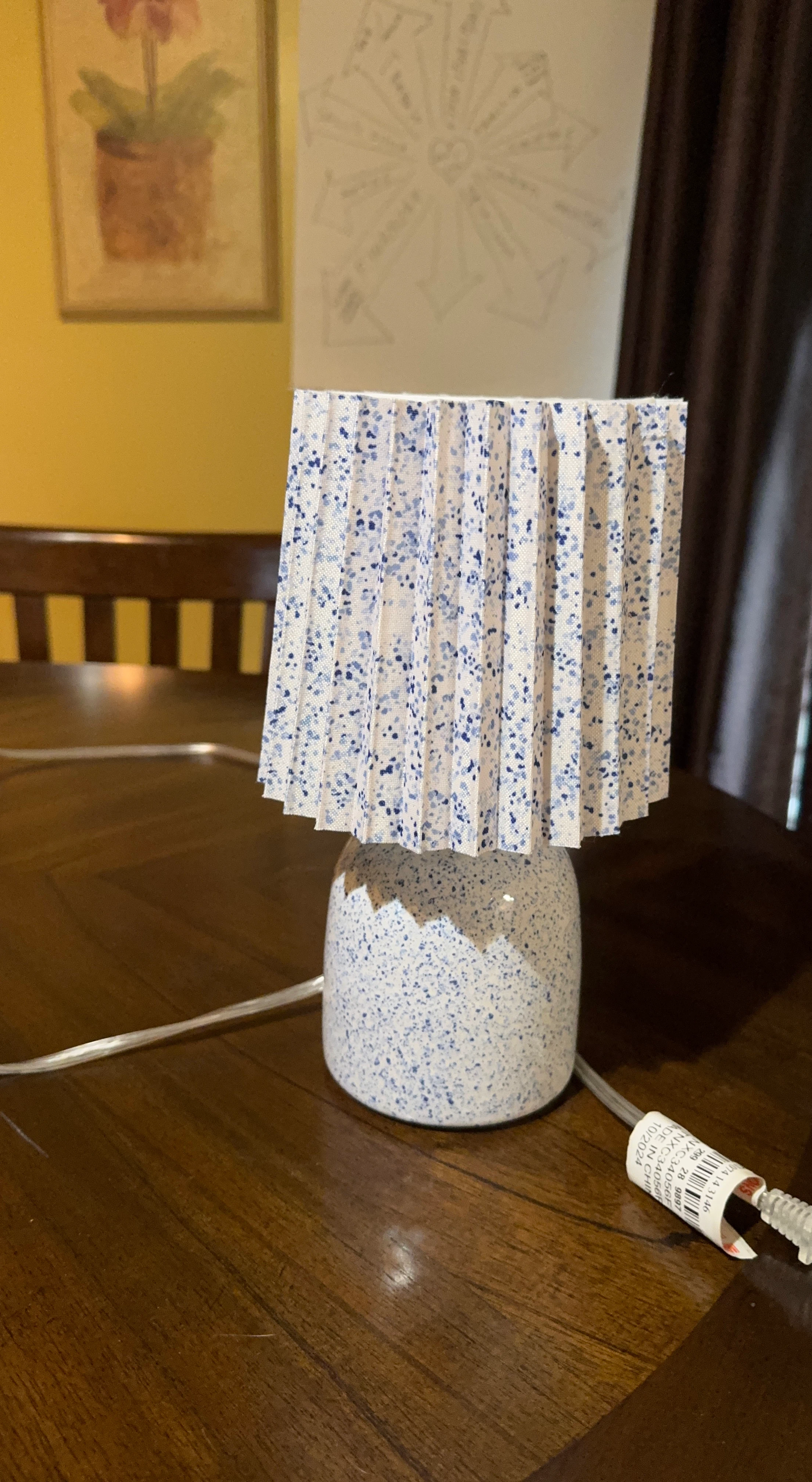 Table Lamp with Blue Speckled Design