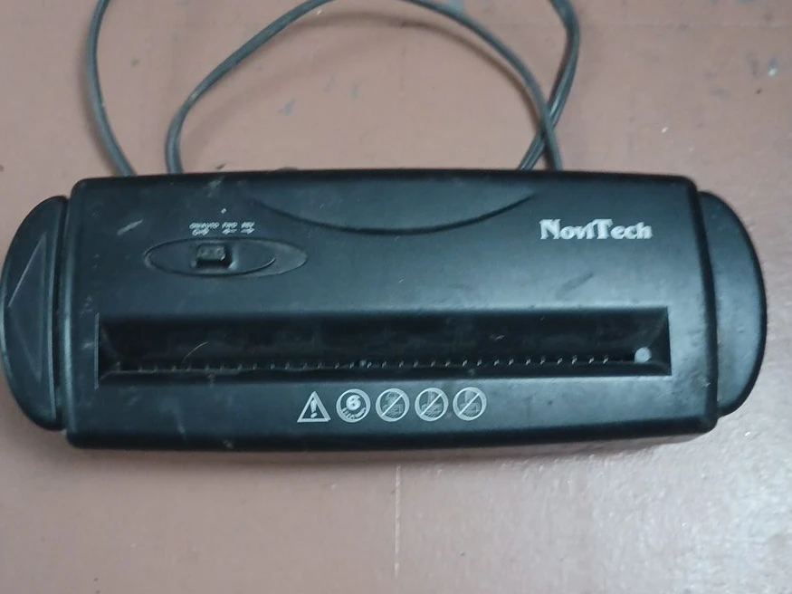 NoviTech Paper Shredder PS-012A