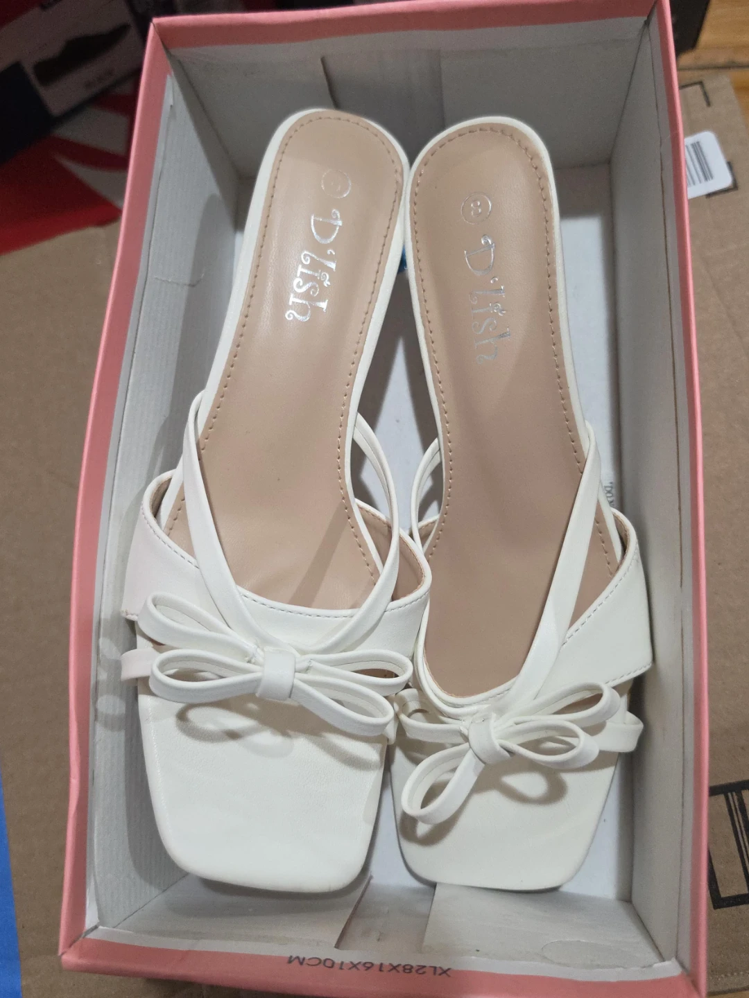 D'lish White Bow Heeled Sandals