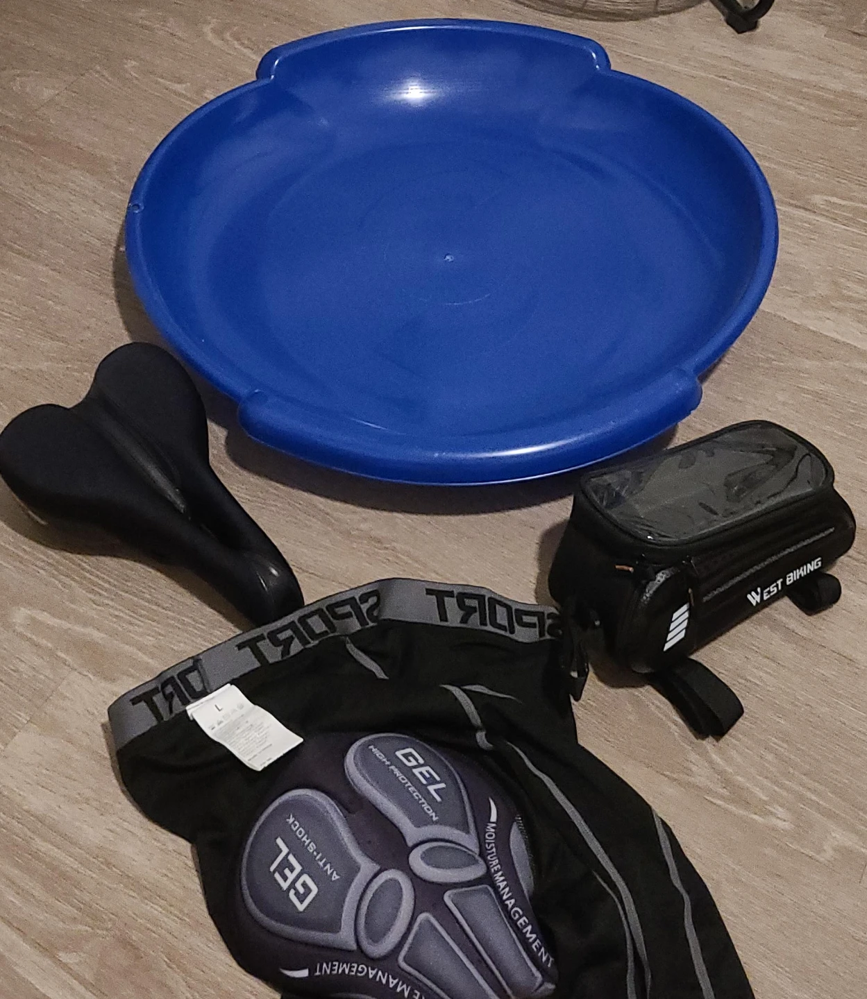 Cycling items and snow slide