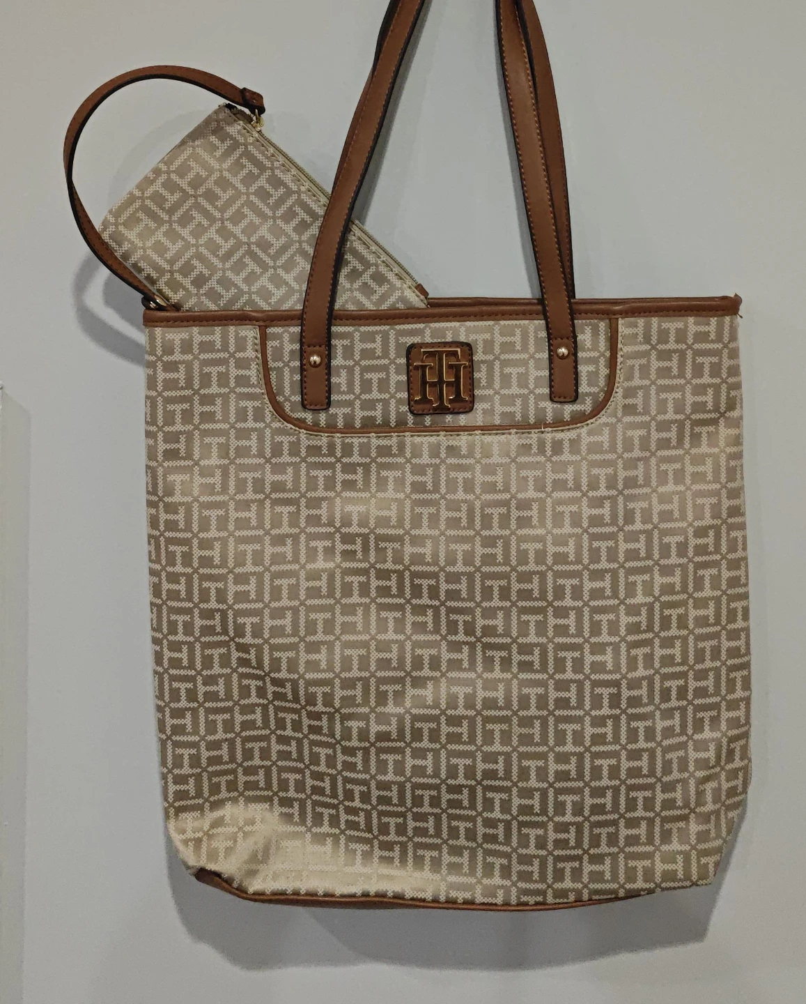 Tommy Hilfiger Tote Bag with Matching Wristlet