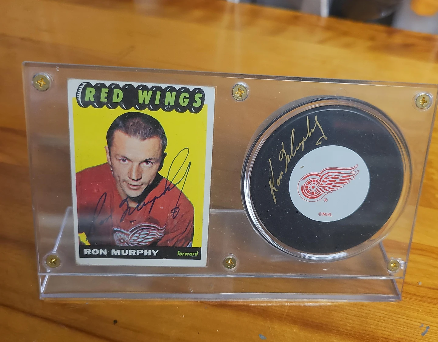 Ron Murphy Signed Card and Puck Set