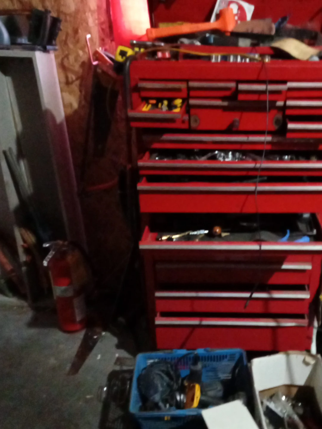 Red Metal Rolling Tool Chest