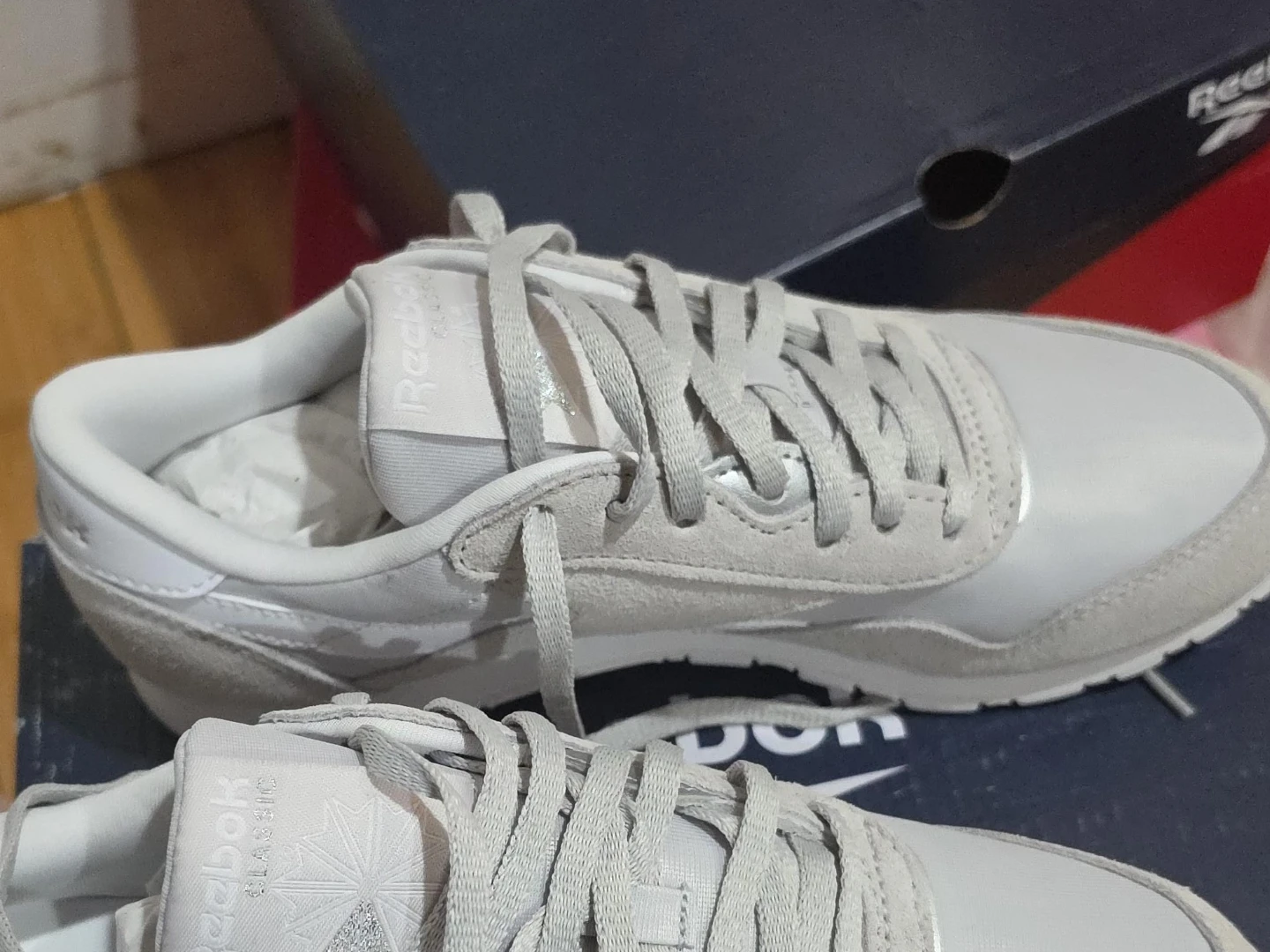 Reebok Classic Sneakers