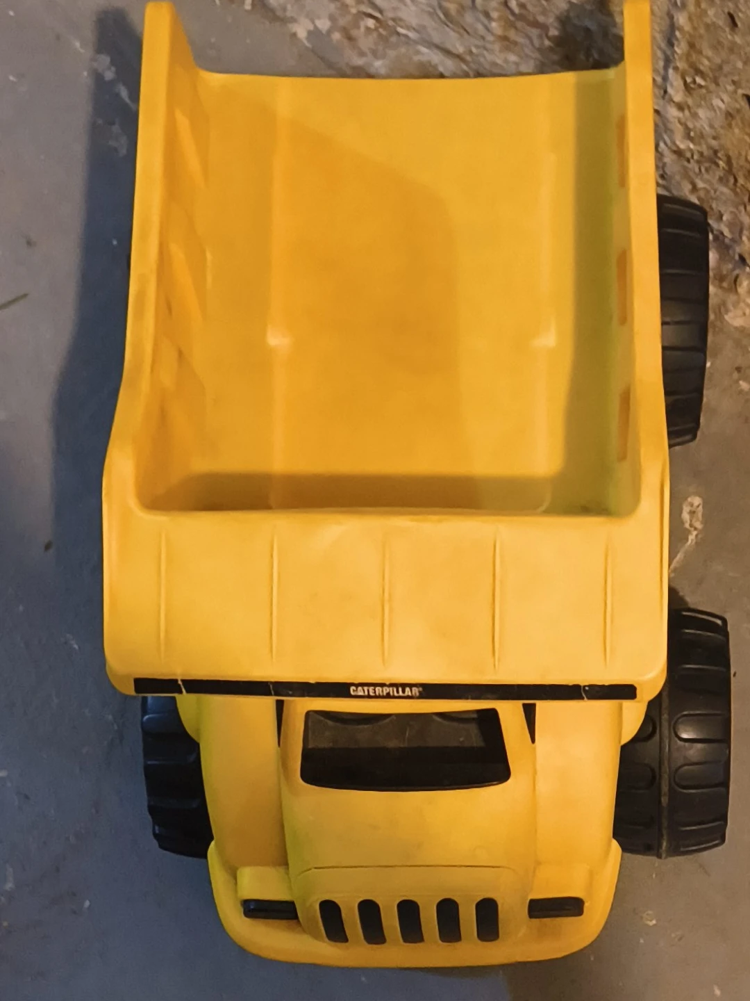 Caterpillar Yellow Dump Truck Toy