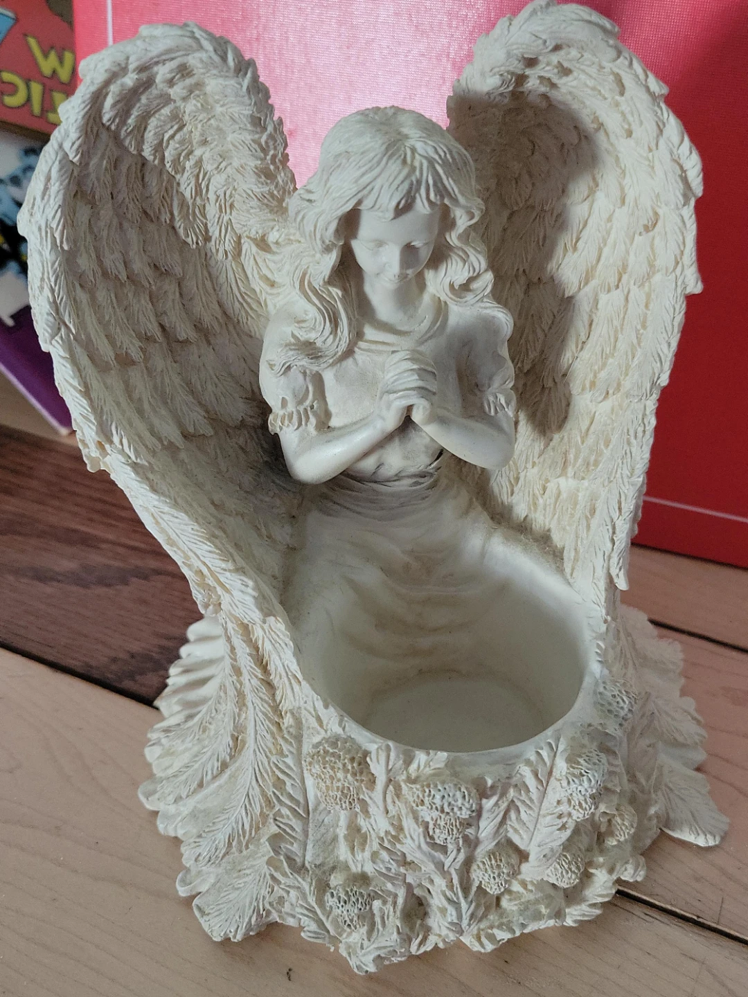 Angel candle holder