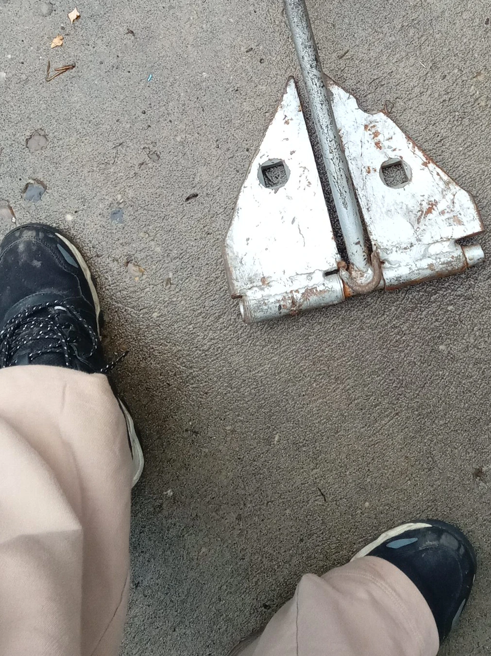 Folding boat anchor