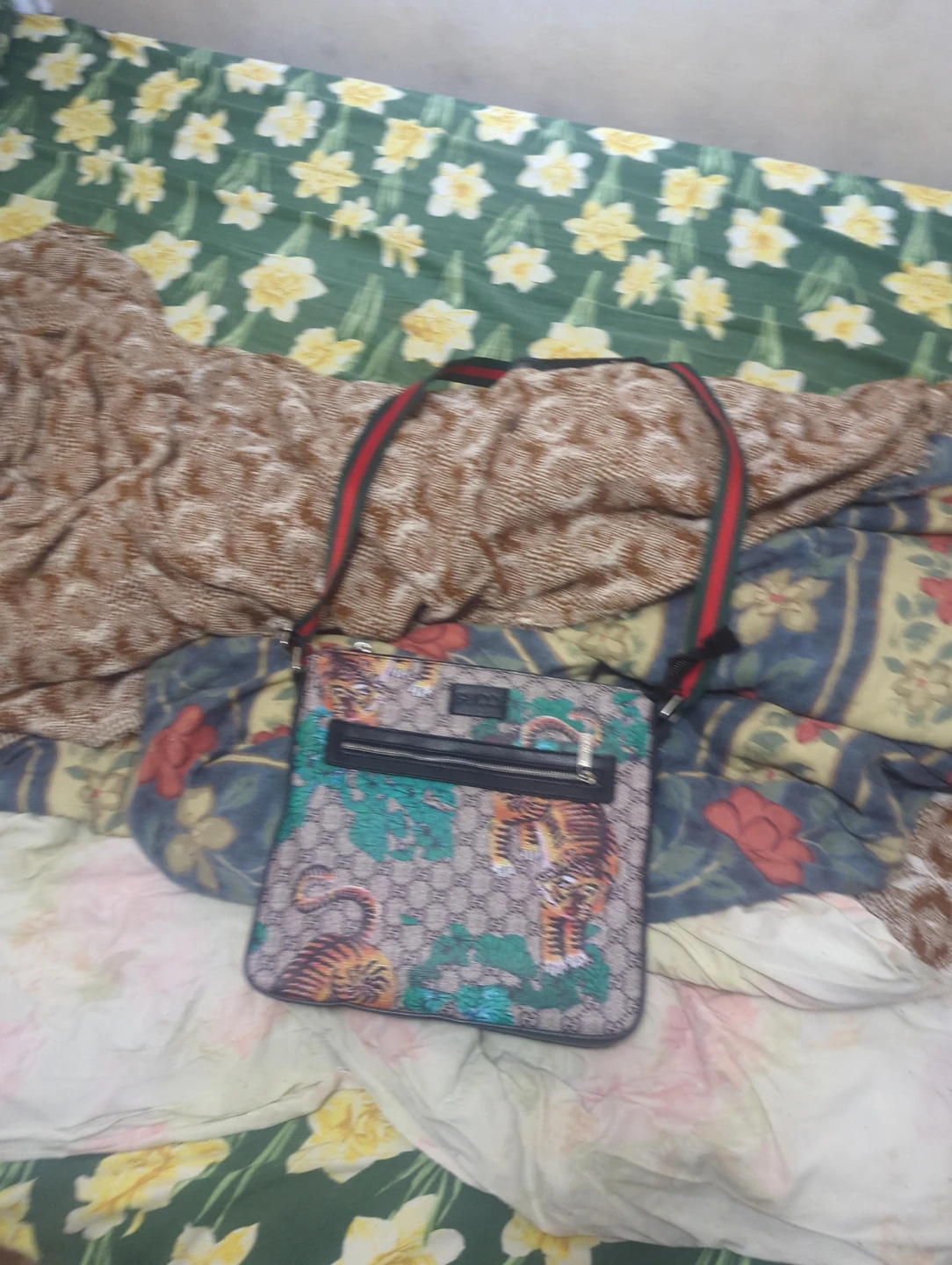 Gucci Messenger Bag
