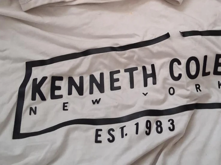 Kenneth Cole New York EST. 1983 T-Shirt