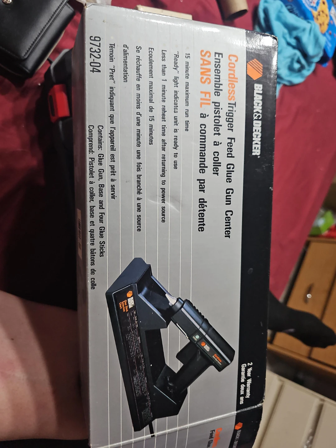 Black & Decker Cordless Trigger Feed Glue Gun Center