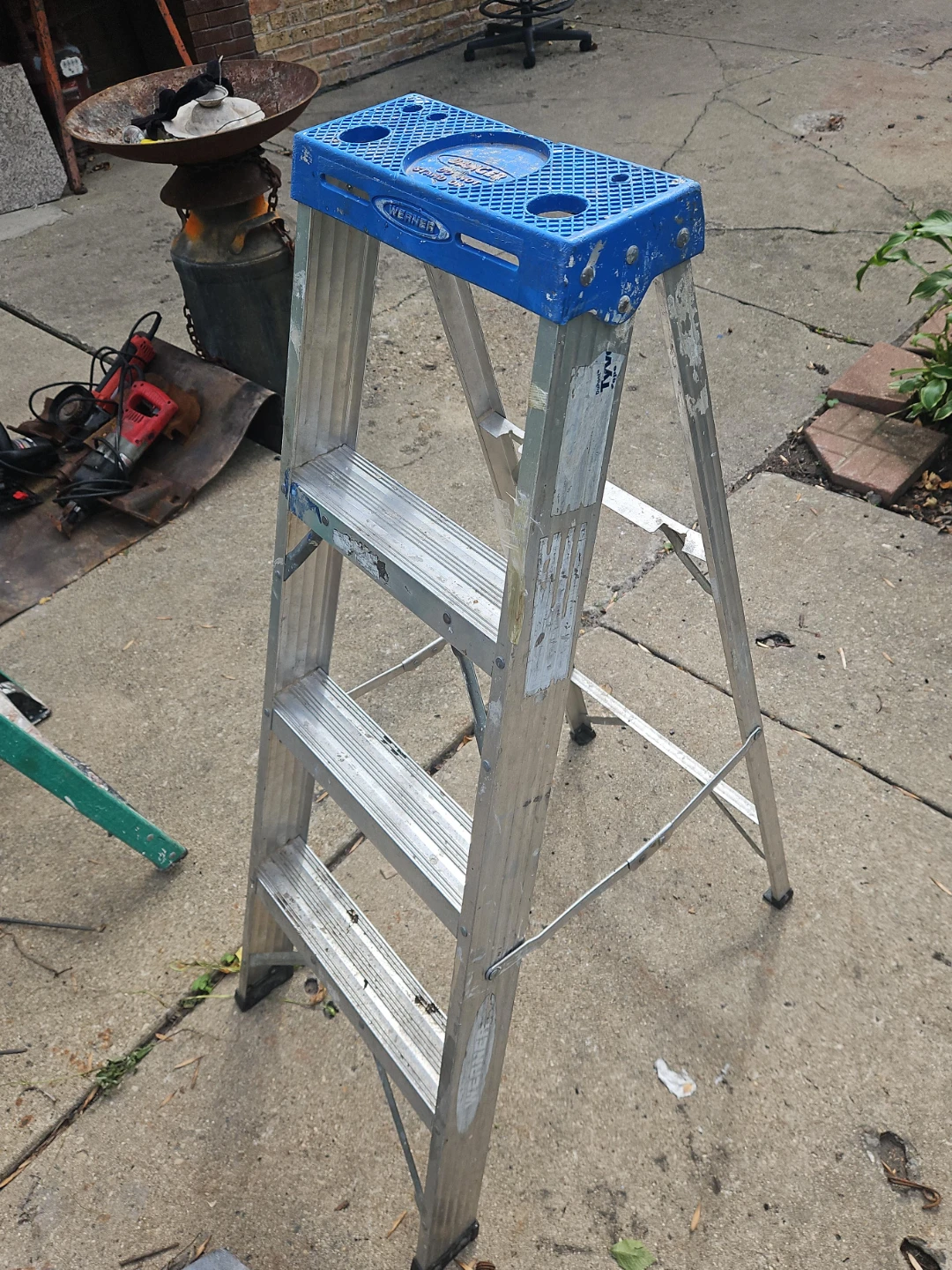 Werner 3-Step Aluminum Ladder