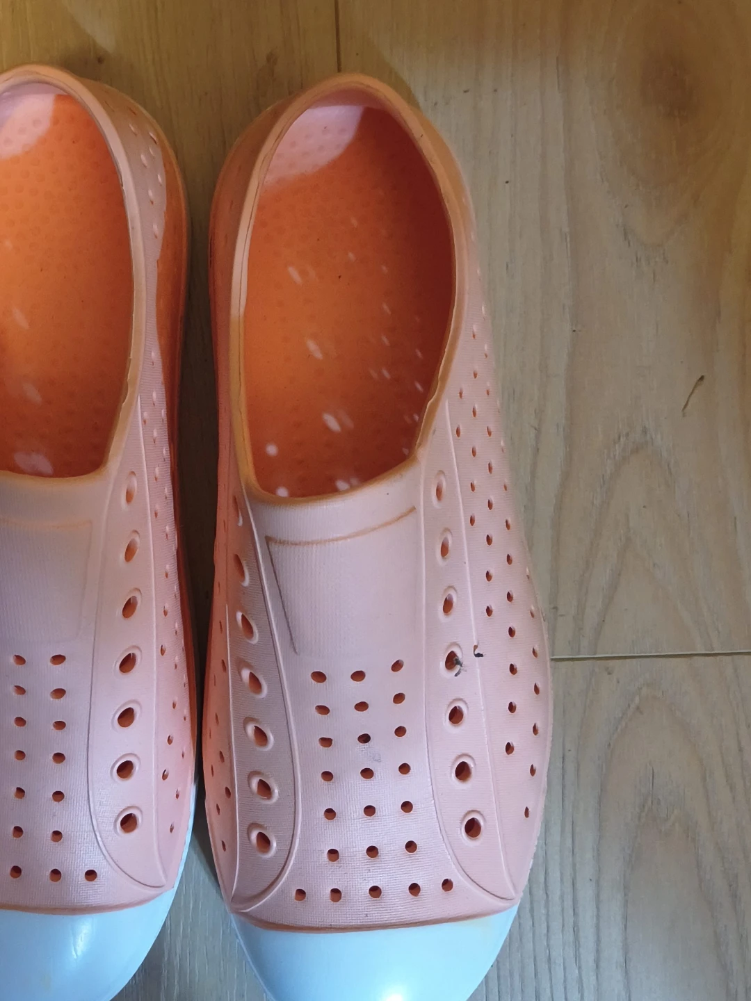 Peach Slip-on Water Shoes, Size 41
