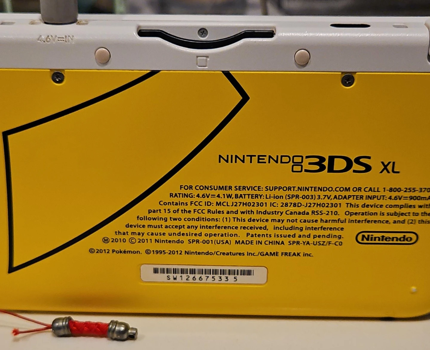 Nintendo 3DS XL Pikachu Edition