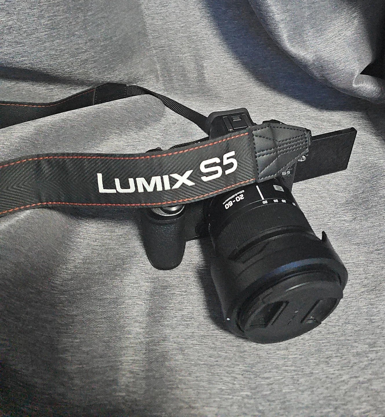Panasonic Lumix S5 Camera with 20-60mm Lens