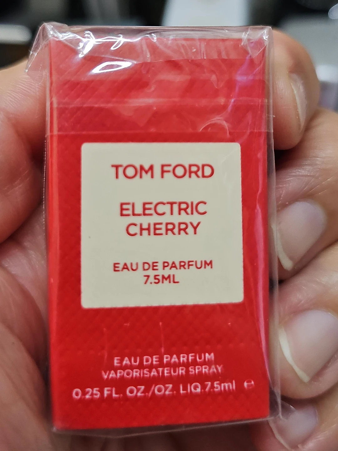 Tom Ford Electric Cherry Eau De Parfum 7.5ml