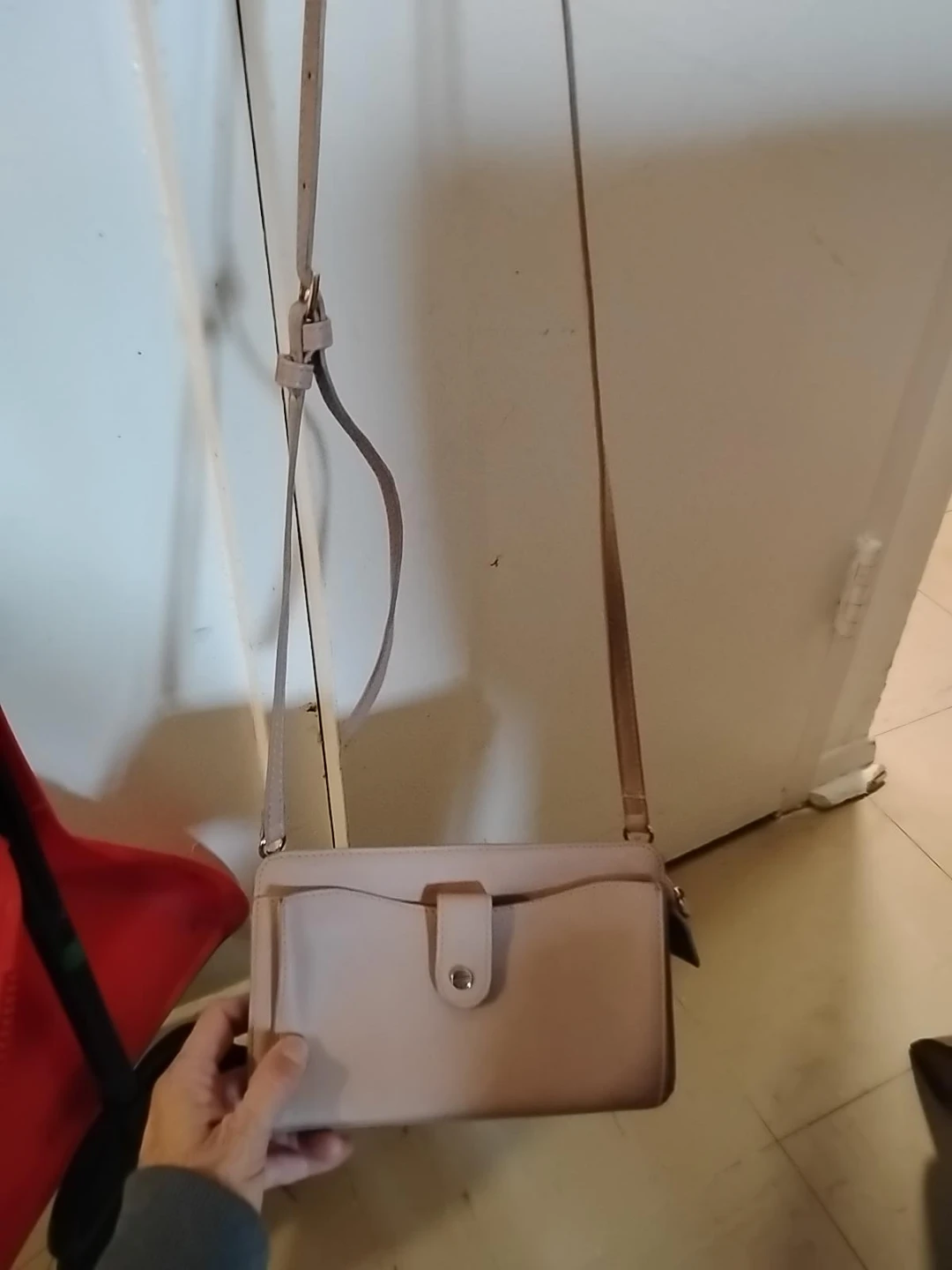 Roots light pink crossbody bag