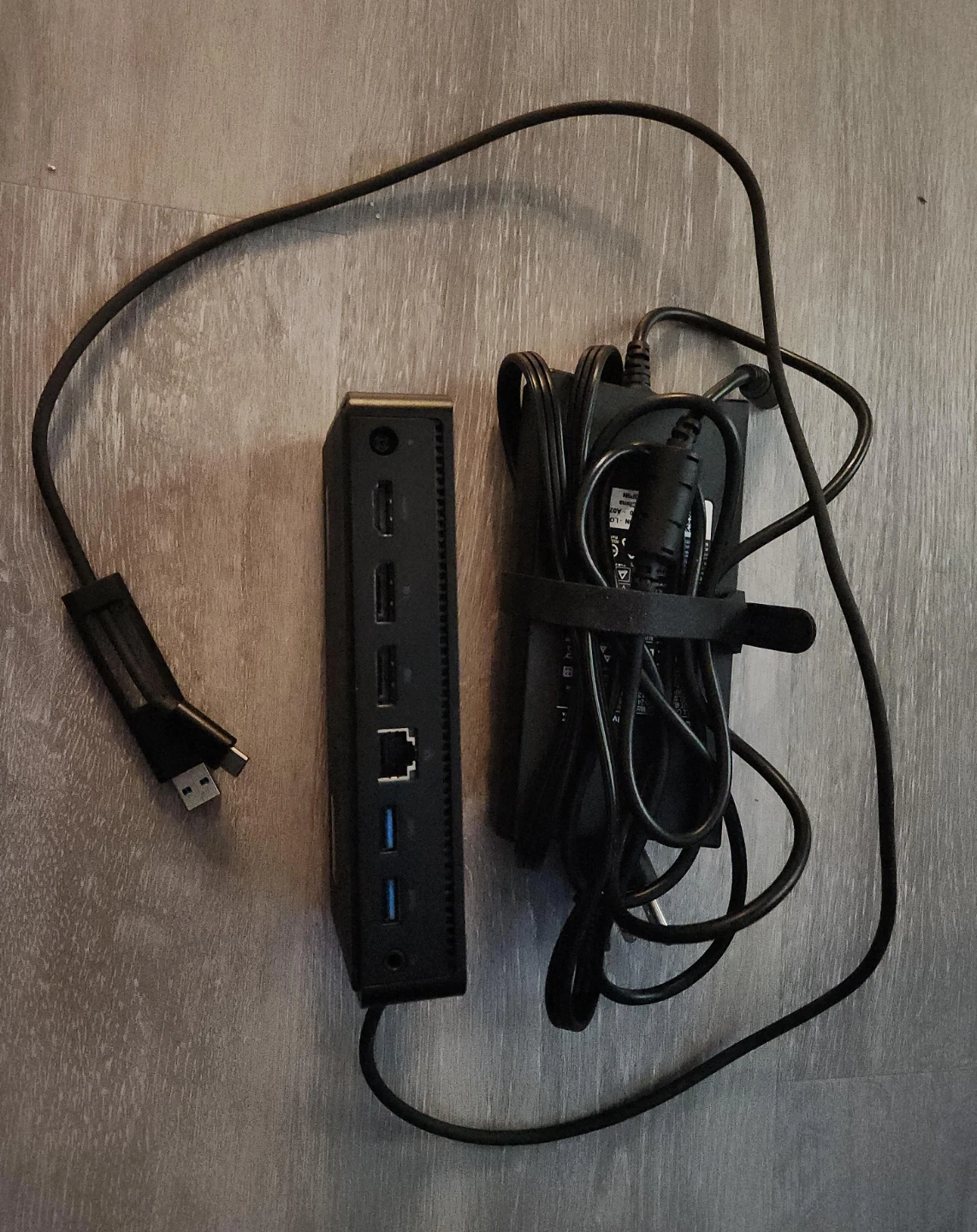Dell D6000 Docking Station