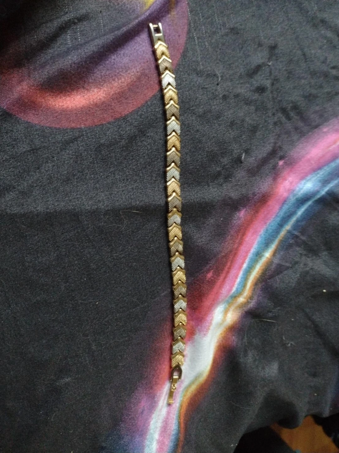 Two-Tone Magnetic Link Bracelet