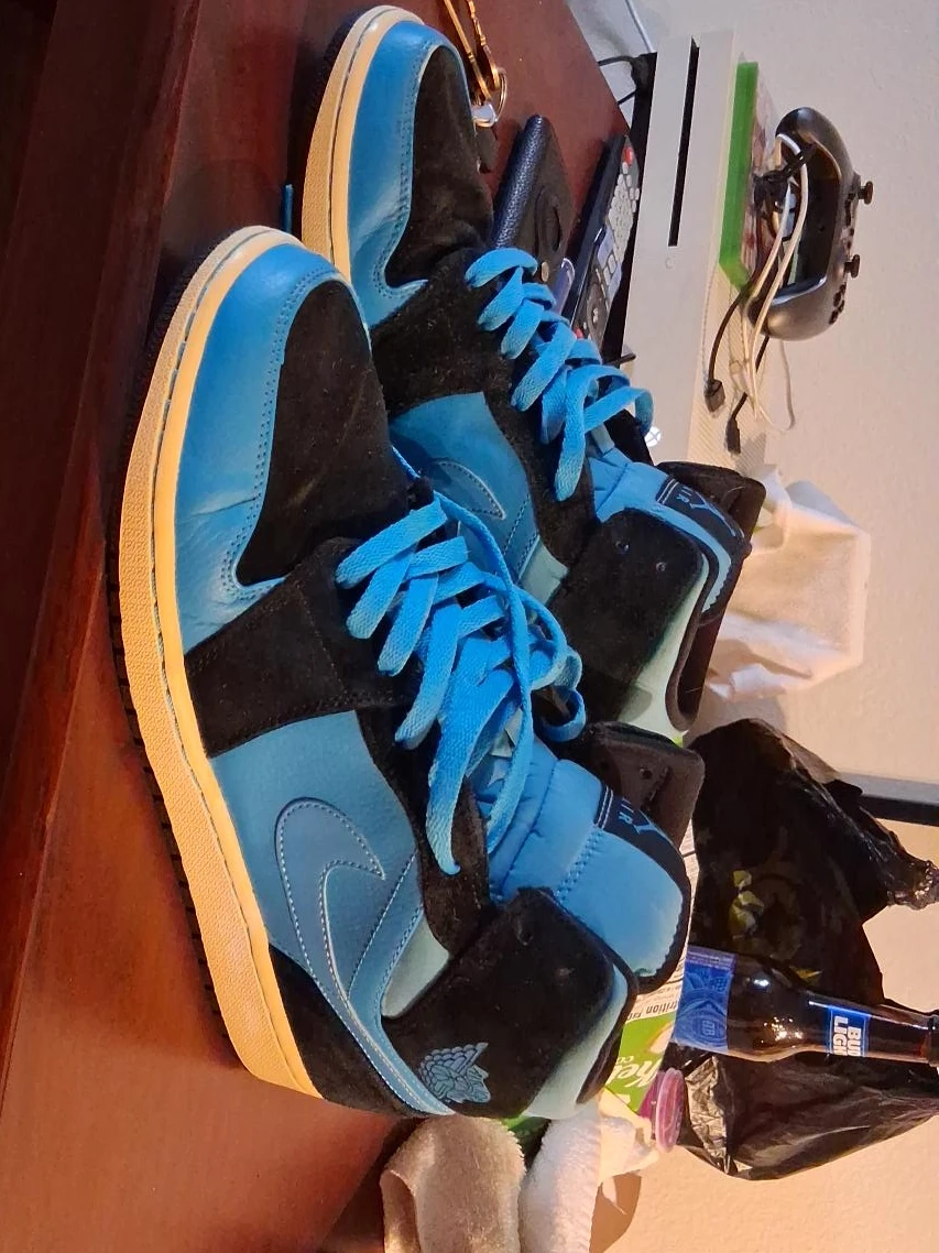 Nike Air Jordan 1 Mid UNC Black Blue