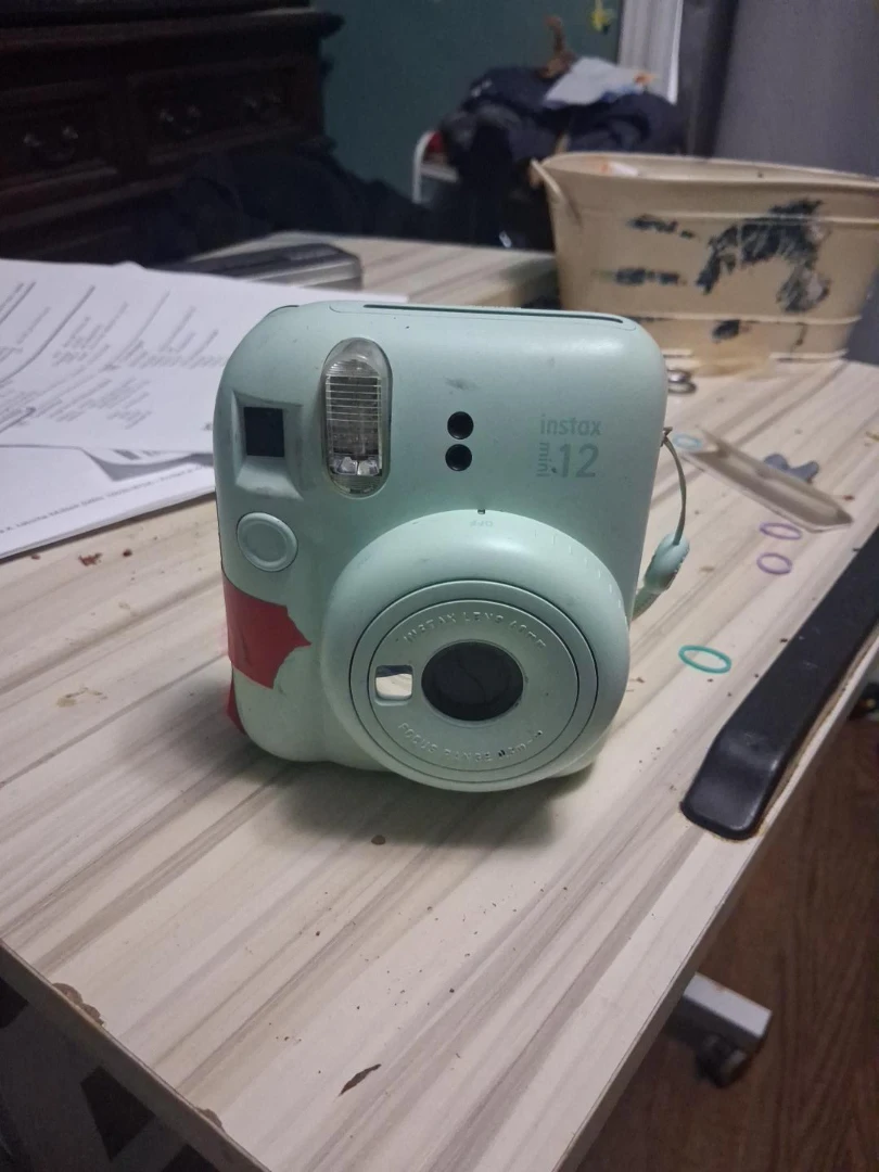 Fujifilm Instax Mini 12 Instant Camera
