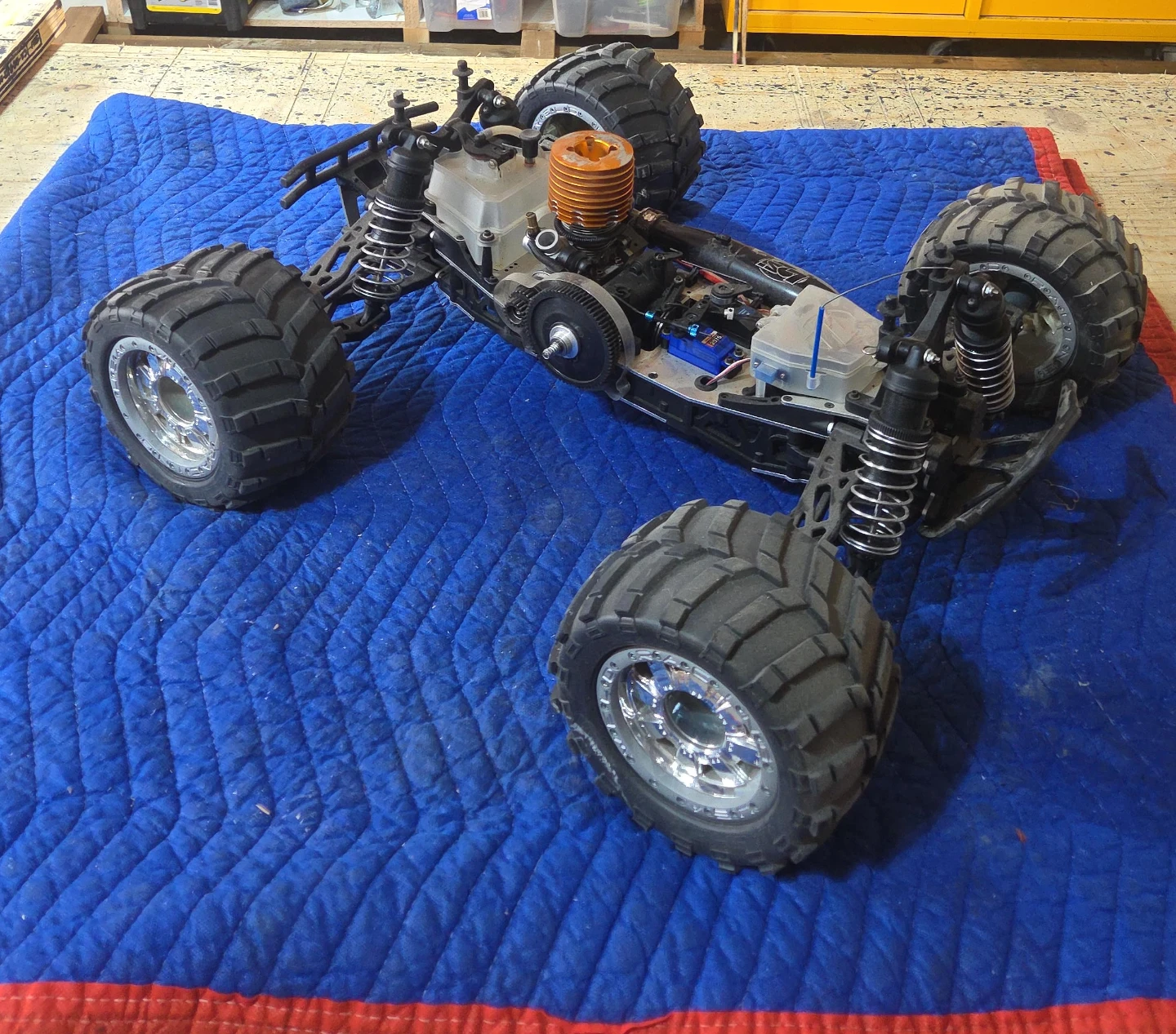 Losi LST XXL Nitro RC Monster Truck