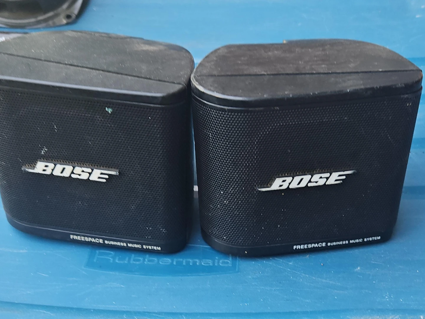 Bose FreeSpace Business Music System Speakers