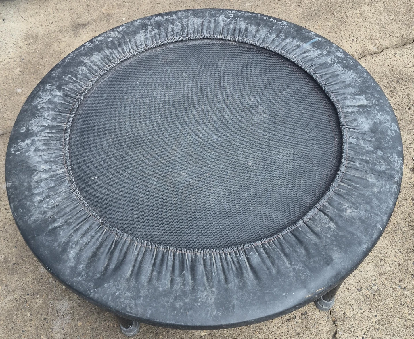 Black Circular Fitness Trampoline