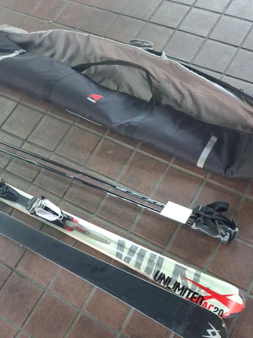 Volkl Unlimited AC20 Skis with Poles and Bag - photo 2