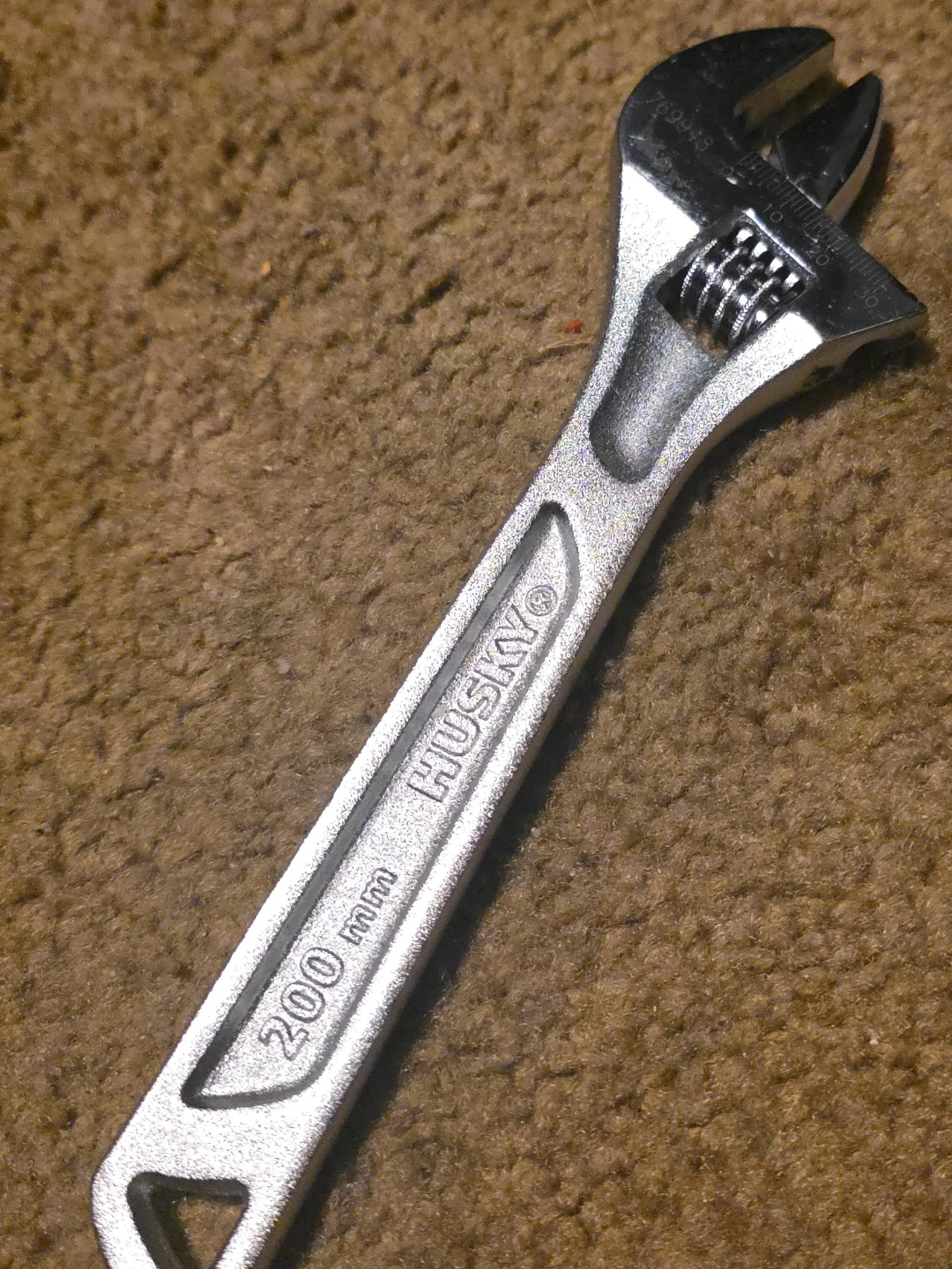 Husky 200 mm Adjustable Wrench