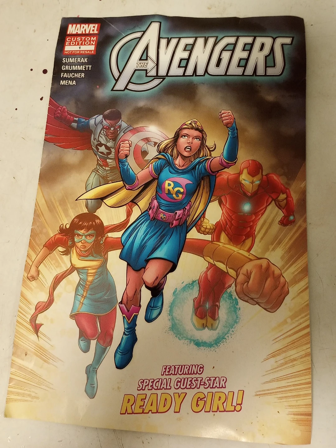 Marvel The Avengers Ready Girl Comic Book