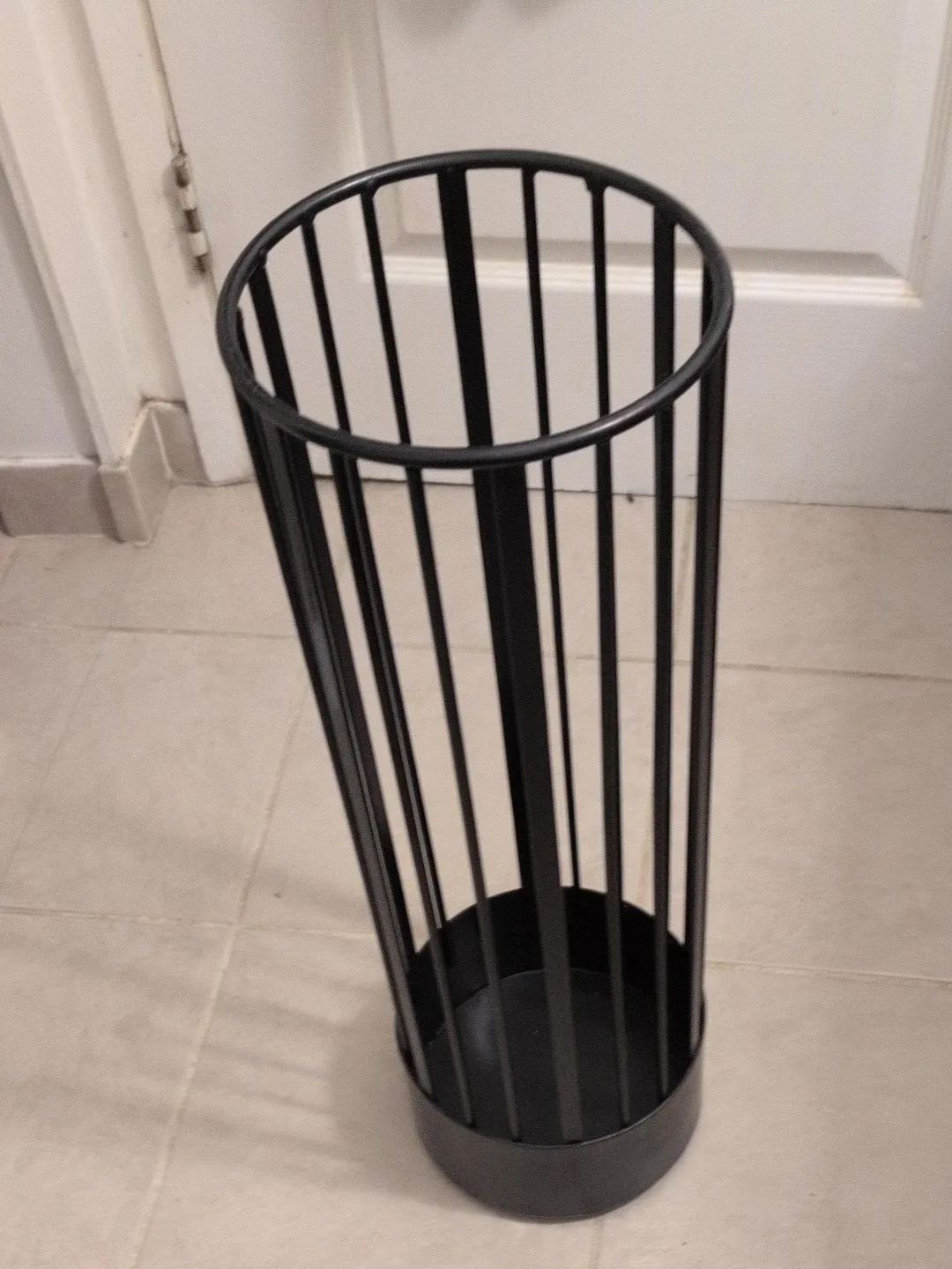 Black Wire Umbrella Stand