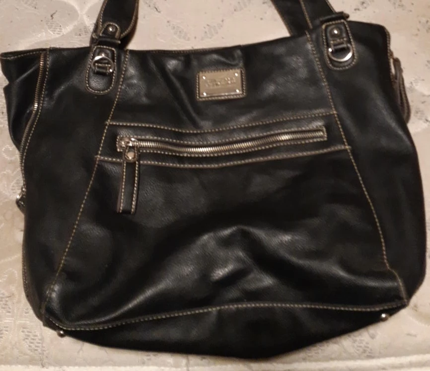 Black kenneth cole Shoulder Bag