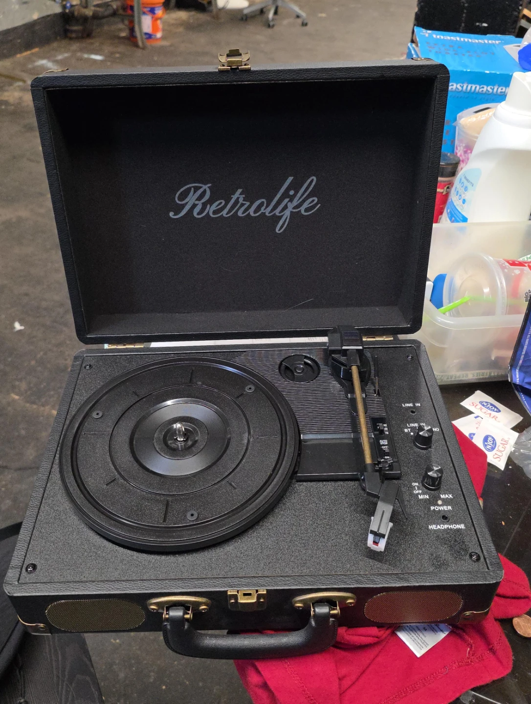 Retrolife Suitcase Turntable