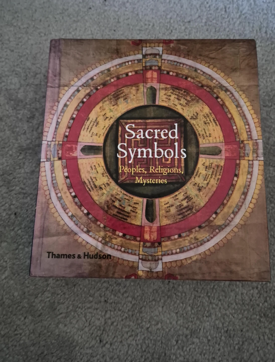 Sacred Symbols: Peoples, Religions, Mysteries