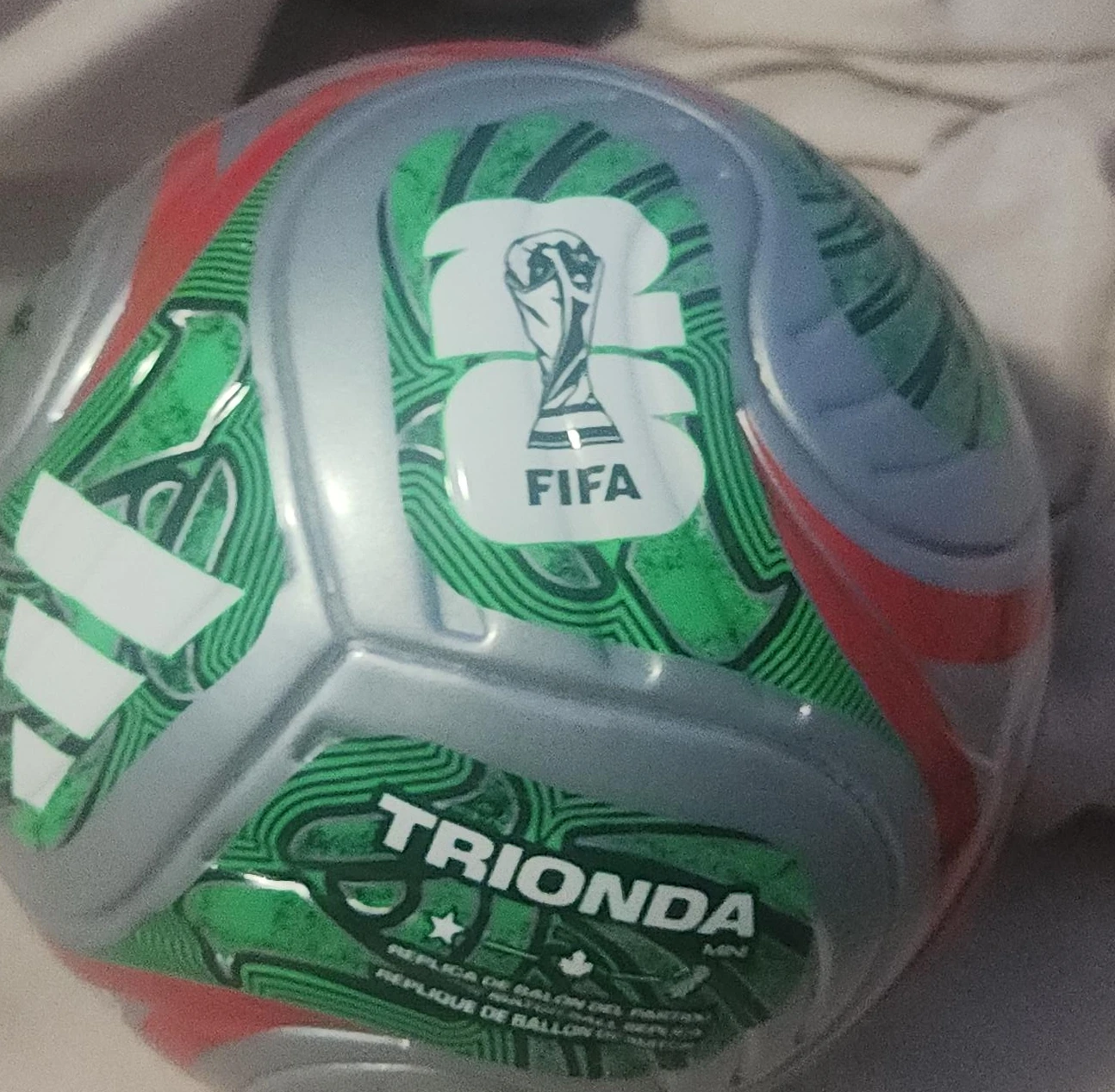 Adidas FIFA 2026 World Cup Trionda Mini Soccer Ball