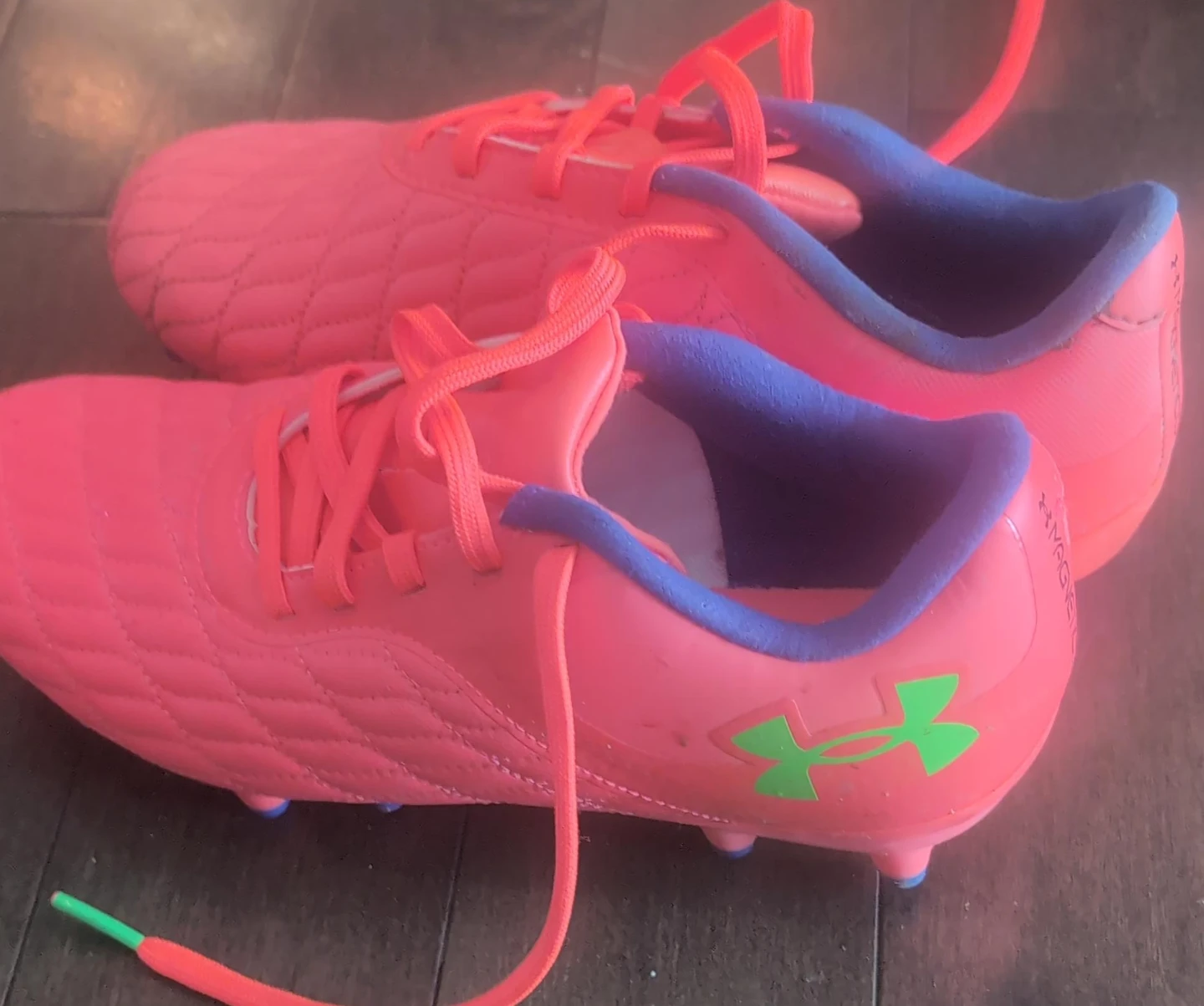 Under Armour Magnetico Soccer Cleats