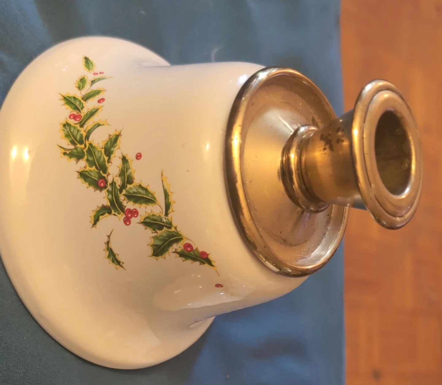 Holly Pattern Porcelain Candle Holders - photo 2