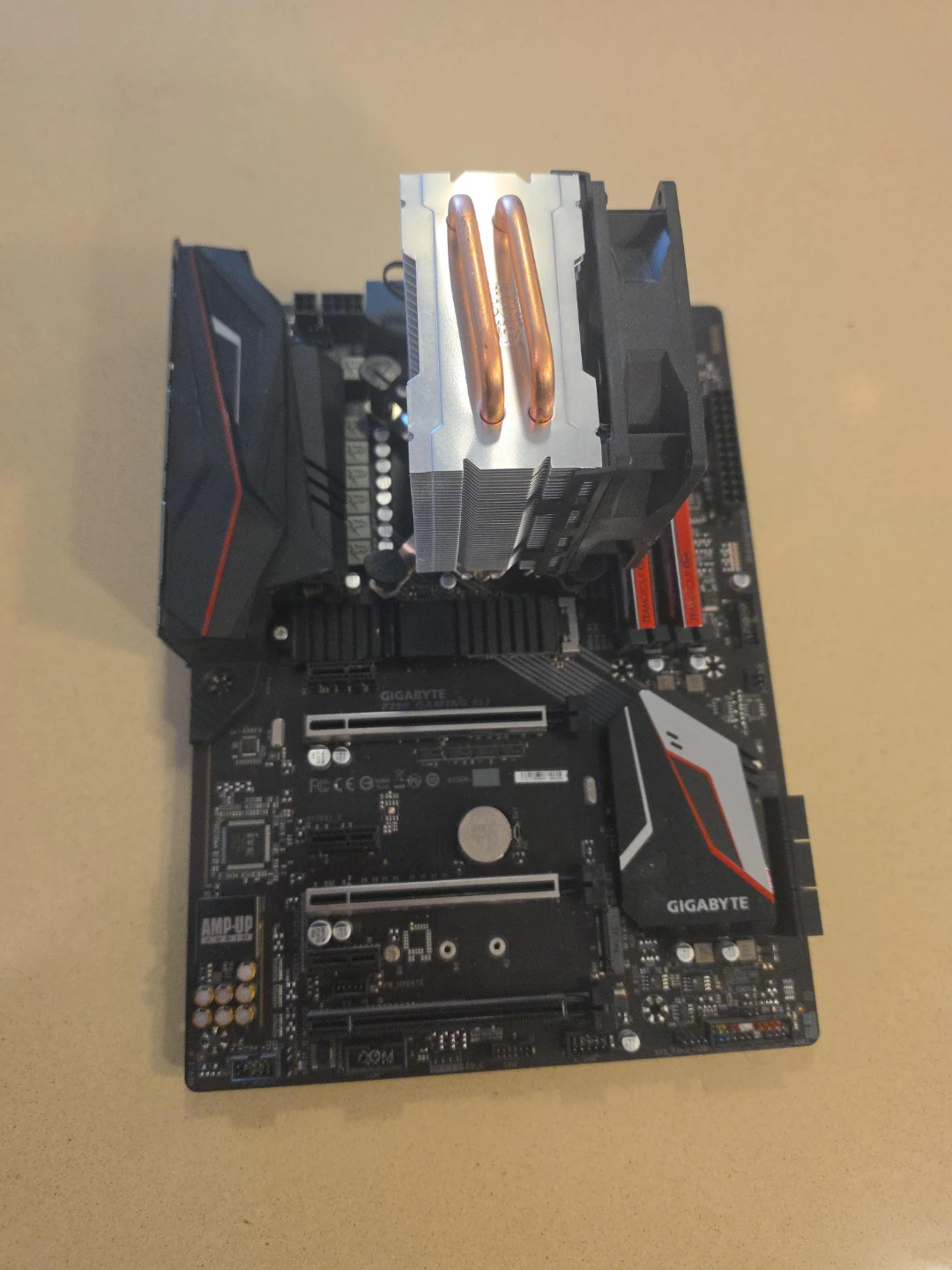 Gigabyte Z270 Motherboard with TeamGroup RAM and Cooler