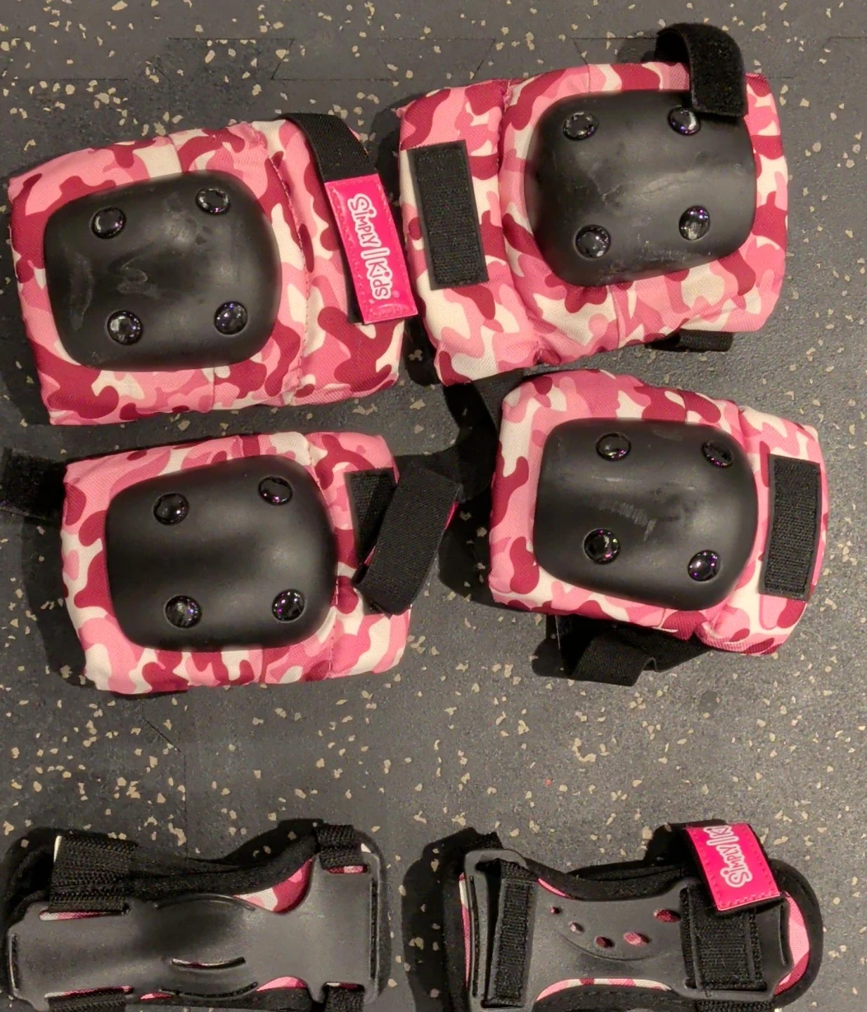 Simply Kids Pink Camo Protective Gear Set