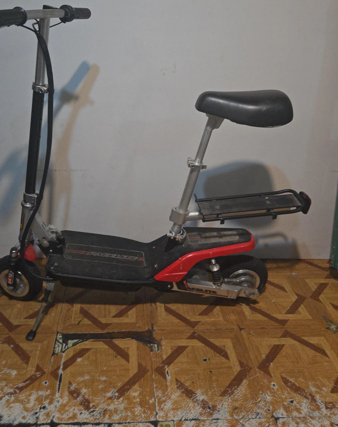 Razor E300 Electric Scooter with Seat