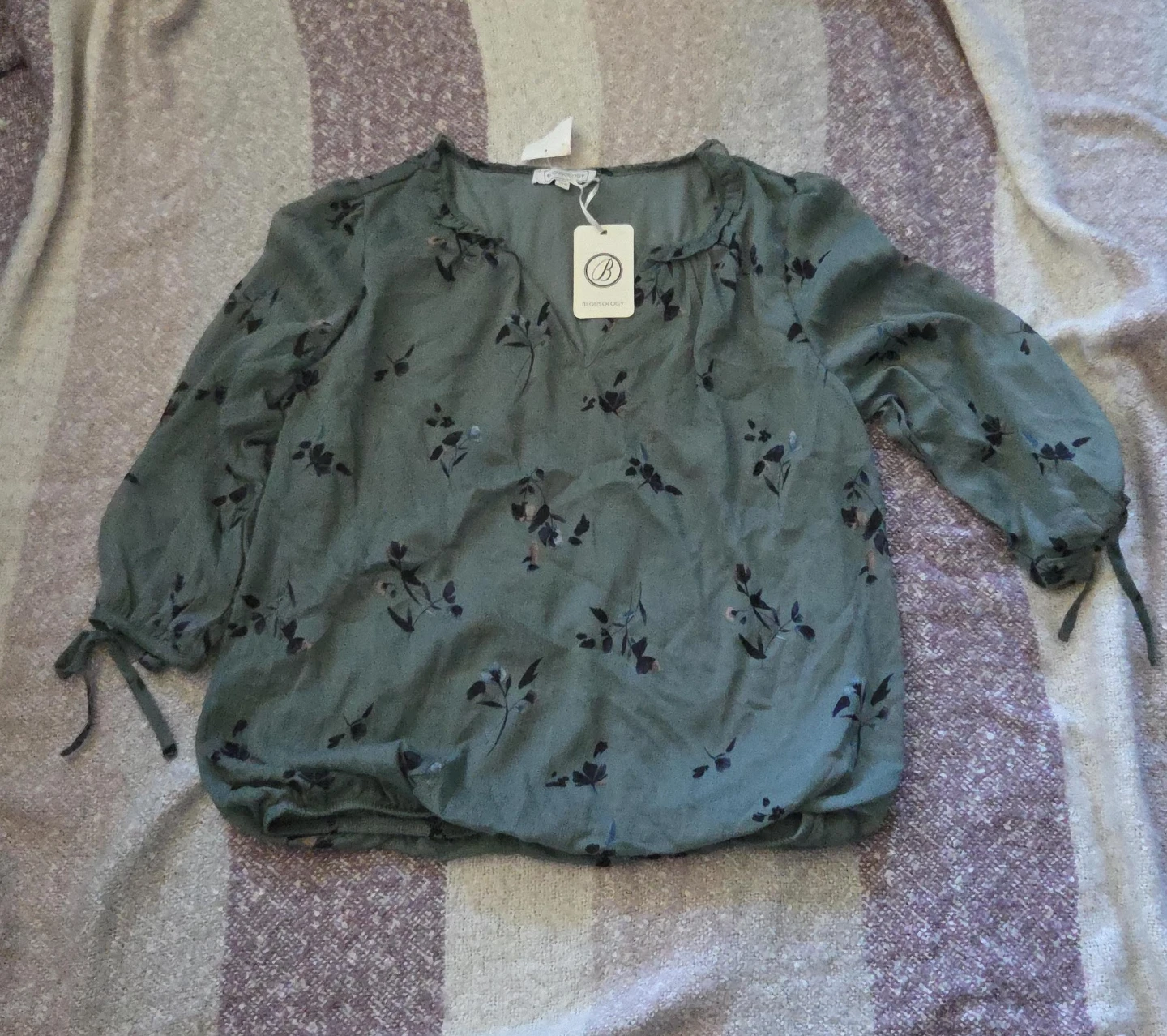 Blousology Green Floral Blouse