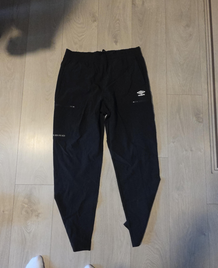 Umbro Black Athletic Pants