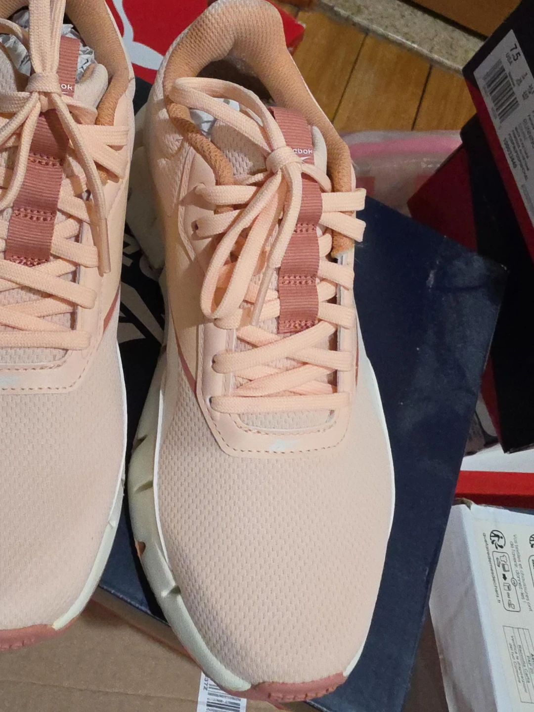 Reebok Women's Running Shoes Peach Size 7.5