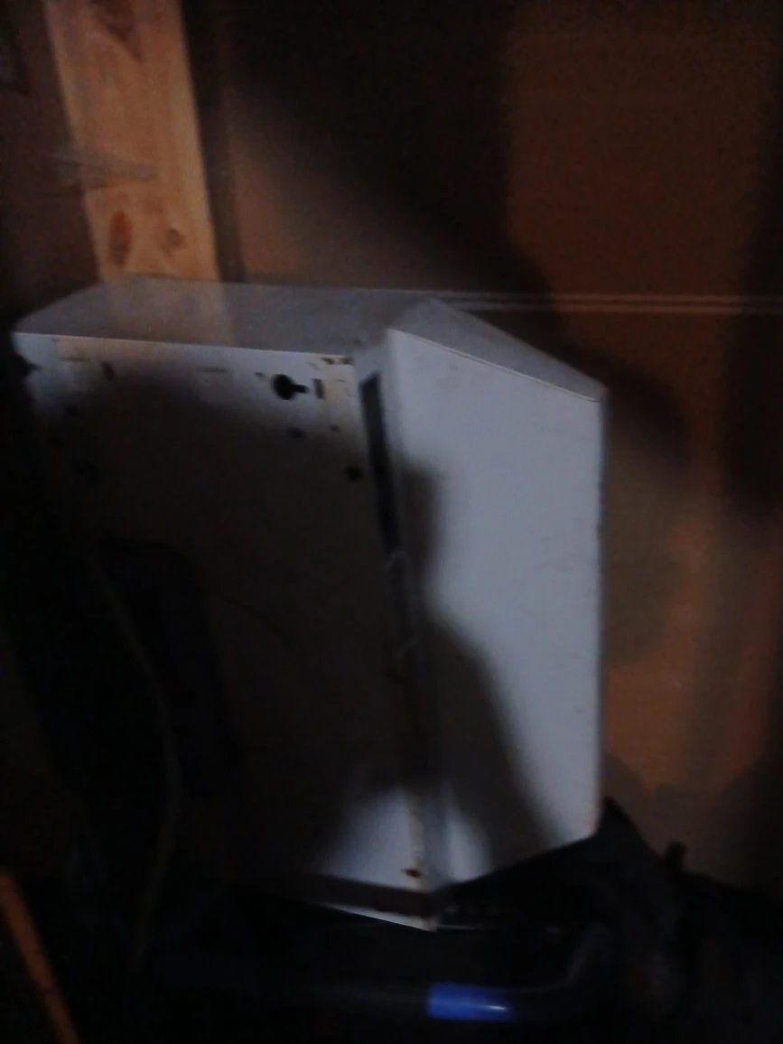 White Wall-Mounted Range Hood