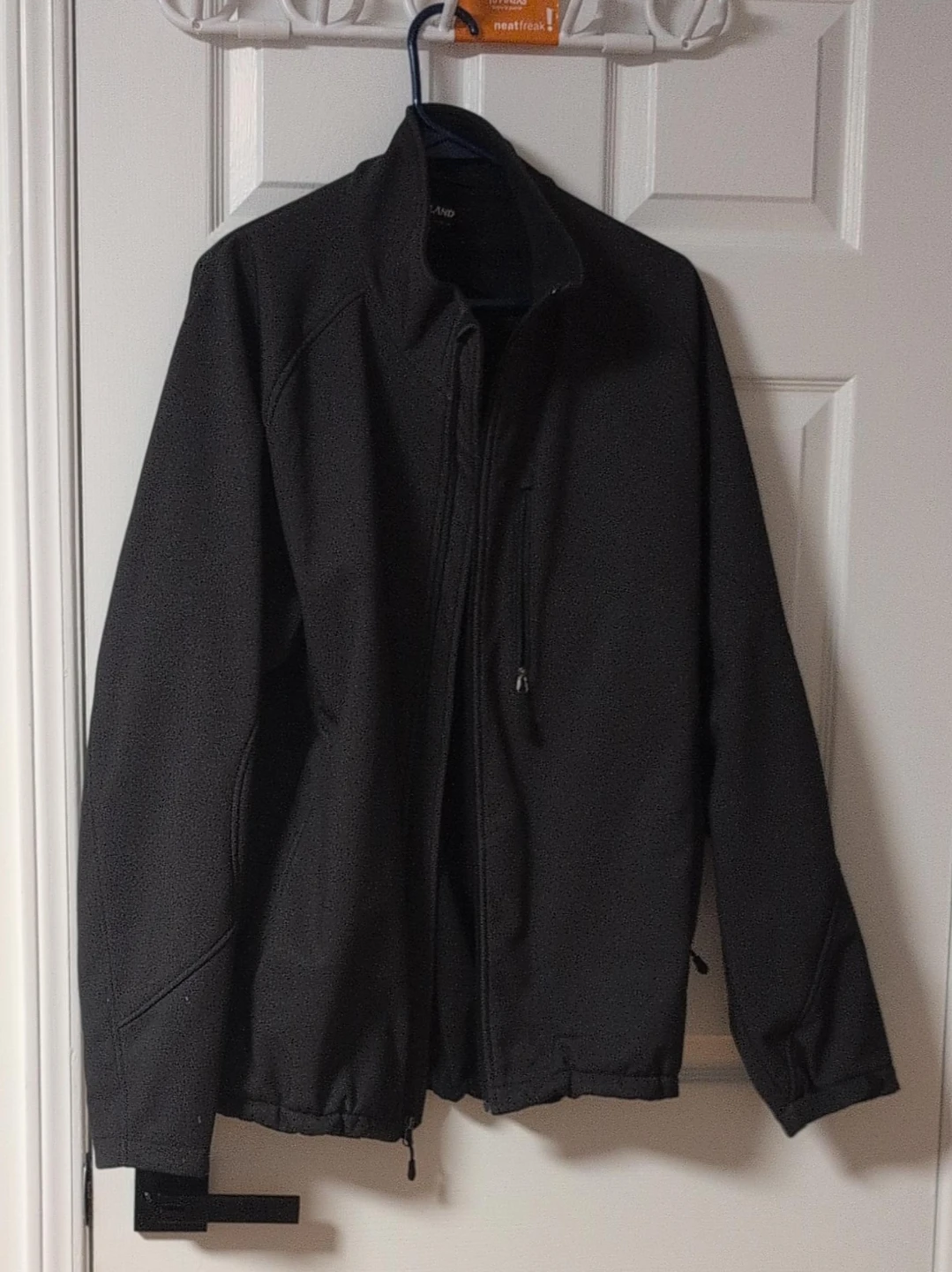 Black Lands' End Softshell Jacket