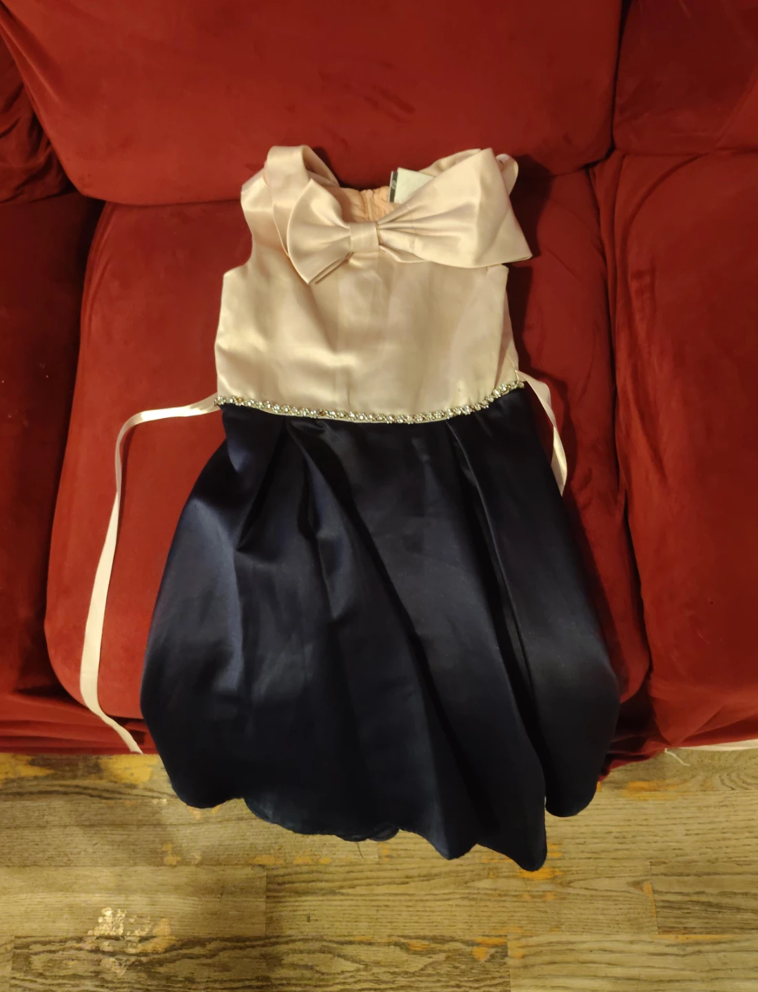 Vestido formal para niña en rosa empolvado y azul marino
