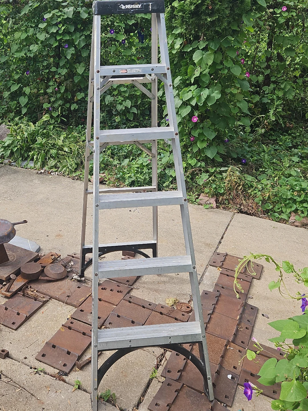 Husky 5-Foot Aluminum Stepladder
